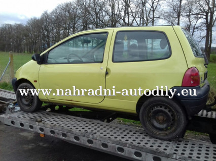 Renault Twingo žlutá na náhradní díly ČB / nahradni-autodily.eu