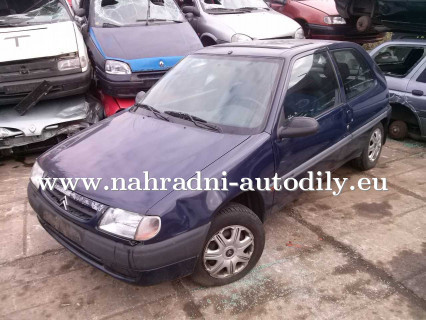 Citroen Saxo modrá na náhradní díly Praha