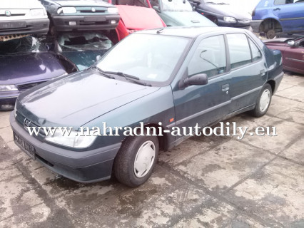 Peugeot 306 zelená na náhradní díly Praha / nahradni-autodily.eu