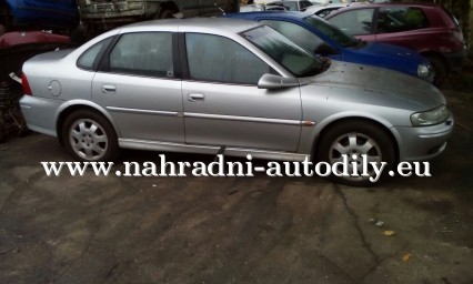 Opel Vectra B 2001 na náhradní díly České Budějovice / nahradni-autodily.eu