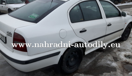 Škoda Octavia bílá na díly Brno / nahradni-autodily.eu