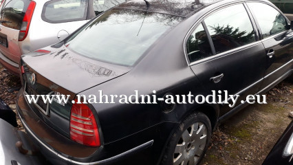 Škoda Superb černá na díly Plzeň / nahradni-autodily.eu Škoda Superb černá na díly Plzeň / nahradni-autodily.eu