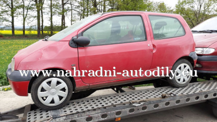 Renault Twingo 2001 červená na díly Plzeň / nahradni-autodily.eu