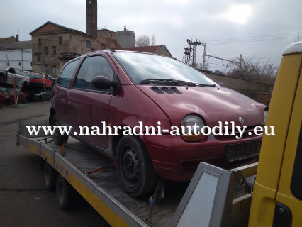 Renault Twingo vínová - díly z tohoto vozu / nahradni-autodily.eu