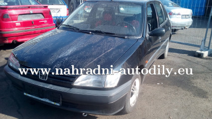 Peugeot 306 modrá - díly z tohoto vozu / nahradni-autodily.eu