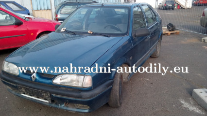 Renault 19 modrá - díly z tohoto vozu / nahradni-autodily.eu