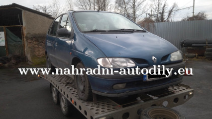 Renault Scenic modrá - díly z tohoto vozu / nahradni-autodily.eu