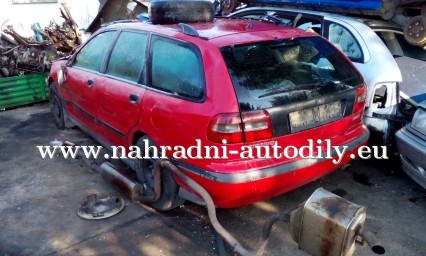 Volvo V40 červená na náhradní díly České Budějovice