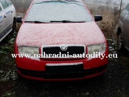 Škoda Fabia 1,4 benzín 50kw 2002 červená na díly Brno / nahradni-autodily.eu