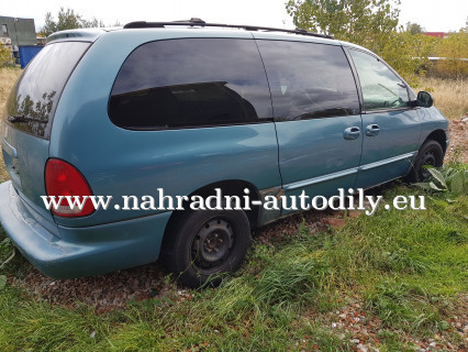 Chrysler Voyager na náhradní díly Pardubice / nahradni-autodily.eu