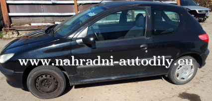 Peugeot 206 černá na náhradní díly Brno / nahradni-autodily.eu