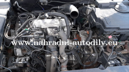 Motor 2.2hdi citroen c5 / nahradni-autodily.eu