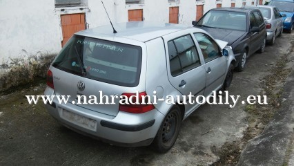 VW Golf 4 1,6 16v 2000 na náhradní díly České Budějovice / nahradni-autodily.eu