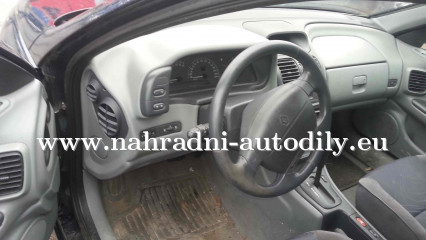 Renault Laguna na náhradní díly Písek / nahradni-autodily.eu