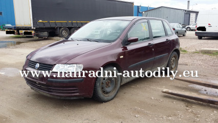 FIAT STILO 1.4i 16v na náhradní díly Pardubice / nahradni-autodily.eu