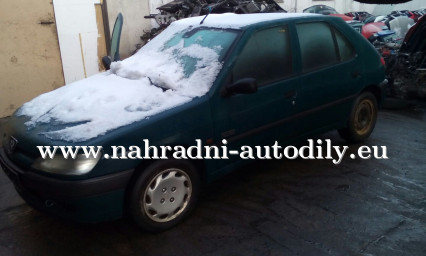 Peugeot 306 zelená na díly České Budějovice / nahradni-autodily.eu