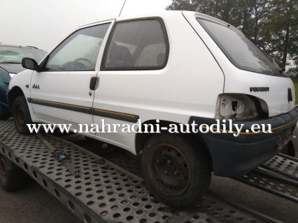 Peugeot 205 / nahradni-autodily.eu