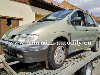 Renault Scenic / nahradni-autodily.eu