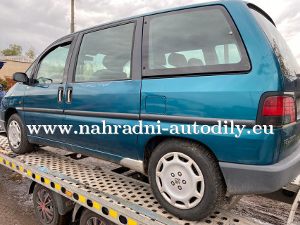 Peugeot 806 na náhradní díly Pardubice / nahradni-autodily.eu