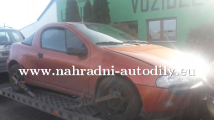 Opel Tigra na náhradní díly Pardubice / nahradni-autodily.eu