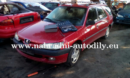 Peugeot 306 combi vínová na díly České Budějovice